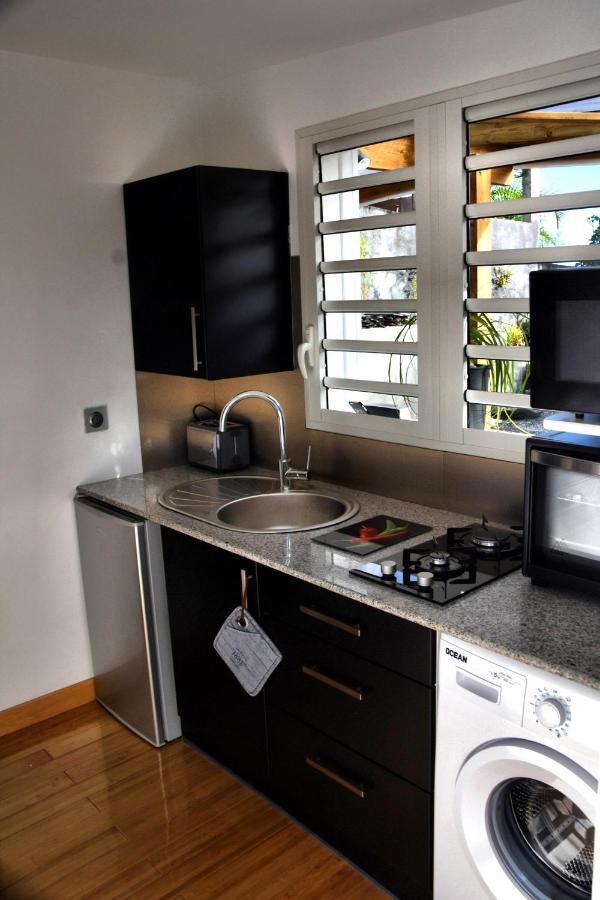 Chez Les Filles - Bungalodge Petite Île Cameră foto